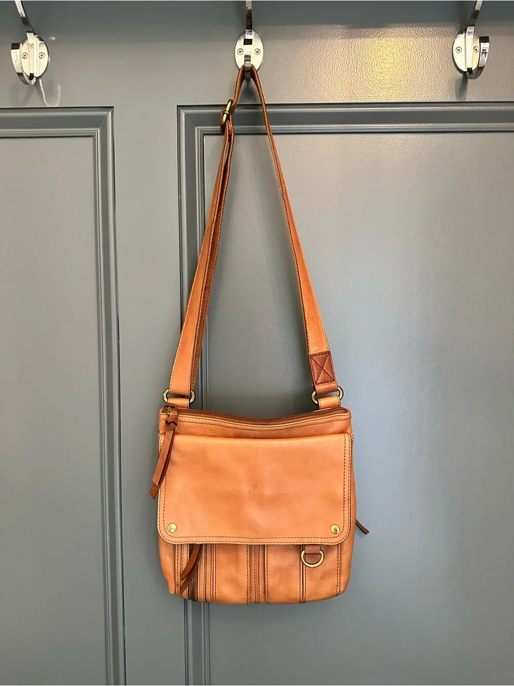 Fossil genuine leather cognac Crossbody bag